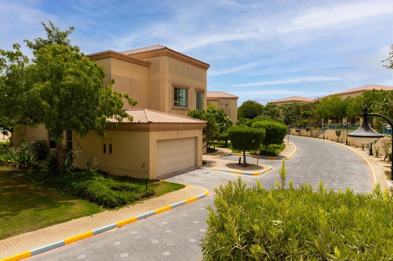 אבו דאבי Al Raha Beach Resort & Spa מראה חיצוני תמונה