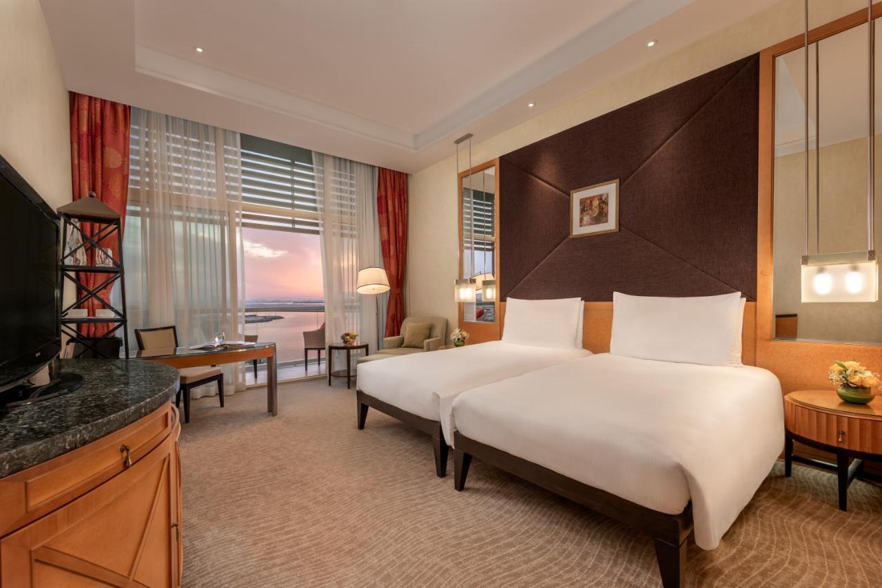 אבו דאבי Al Raha Beach Resort & Spa מראה חיצוני תמונה